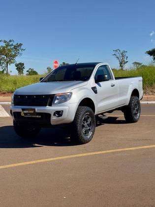 FORD RANGER 2.5 XLS 4X2 CD 16V FLEX 4P MANUAL FORD RANGER 2.5 XLS 4X2 CD 16V FLEX 4P MANUAL